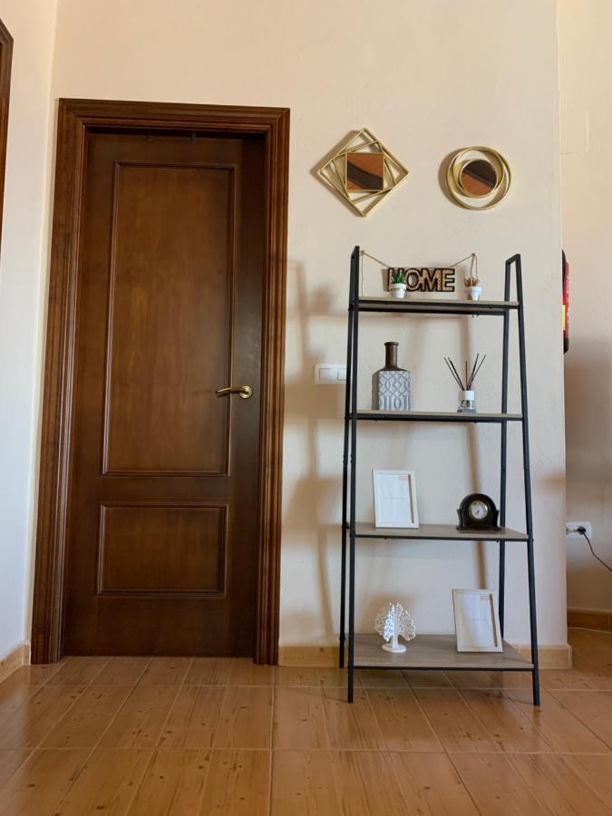 Buhardilla Rustica Mirando A Santa Catalina Apartment เฮเรส เด ลอส คาบาลเญรอส ภายนอก รูปภาพ