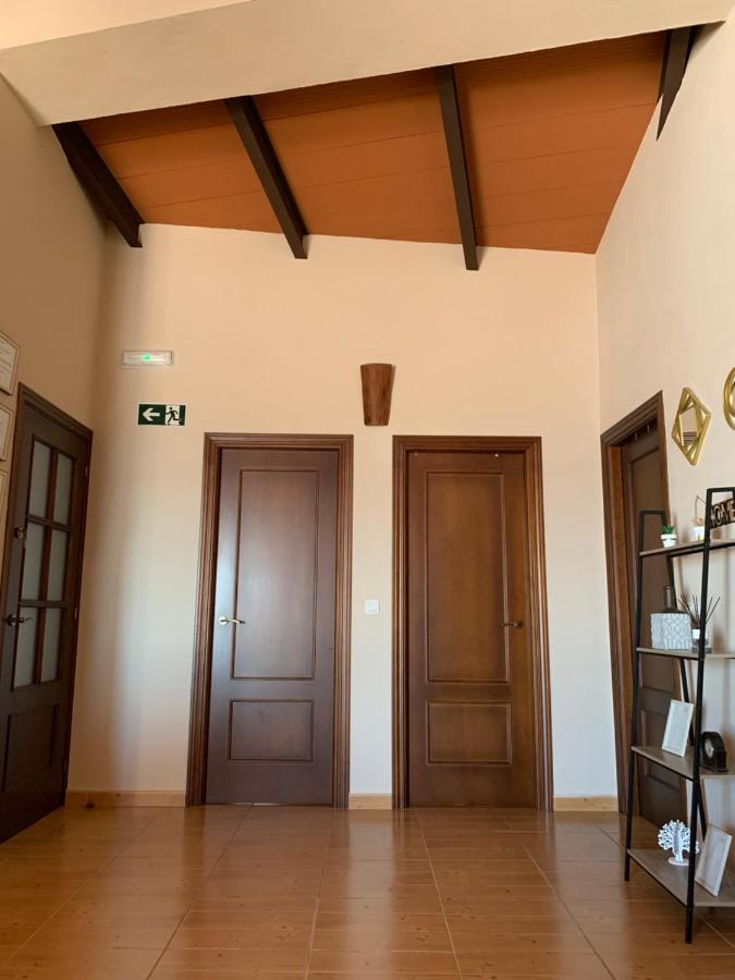 Buhardilla Rustica Mirando A Santa Catalina Apartment เฮเรส เด ลอส คาบาลเญรอส ภายนอก รูปภาพ